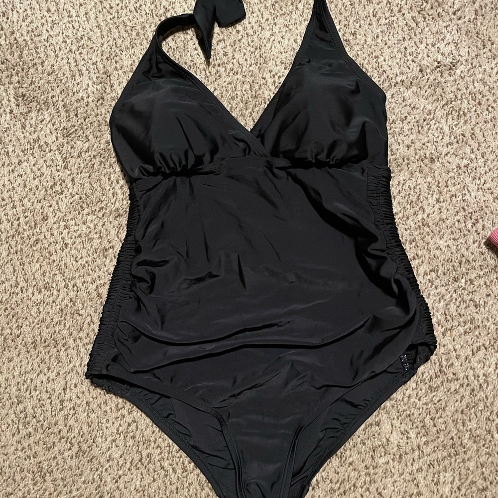 Motherhood maternity swimsuit Small